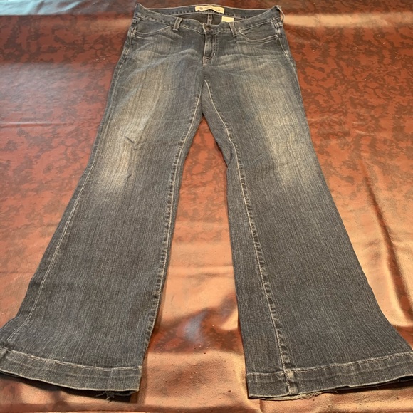 Gap Jeans - Picture 3 of 5